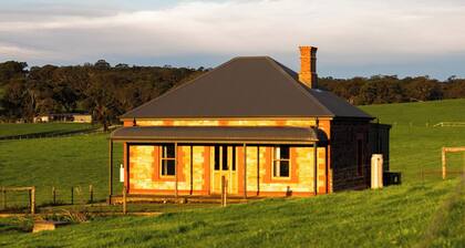 The Old Farm Cottage, Mount Torrens