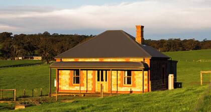 The Old Farm Cottage, Mount Torrens