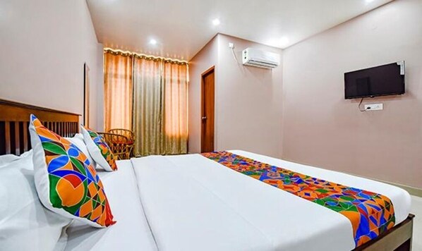 Deluxe Room | Laptop workspace, free WiFi - THUL GHAR HOMESTAY (Dehradun)