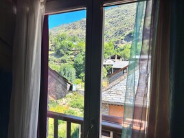 Deluxe Suite | Desk, free WiFi, wheelchair access