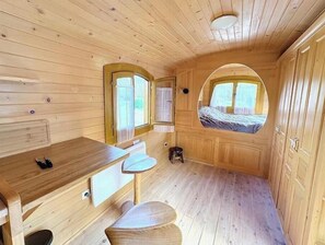 1 habitación y ropa de cama 