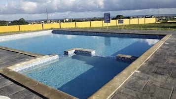 Kolam renang