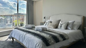 Room - London Luxury Apartment With 3 Bedrooms (London)