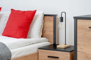 2 chambres, fer et planche à repasser, lit de bébé portatif, Wi-Fi