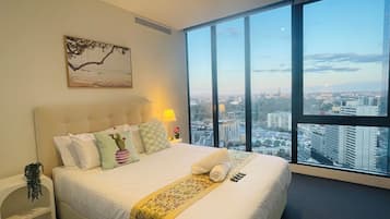 2 bedrooms, iron/ironing board, travel crib, free WiFi