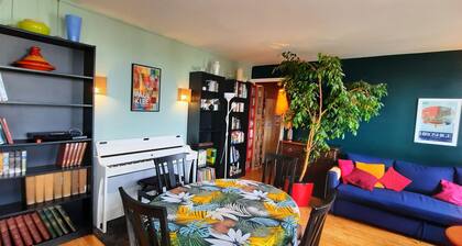 Proche centre Paris, appartement calme et lumineux avec parking privé