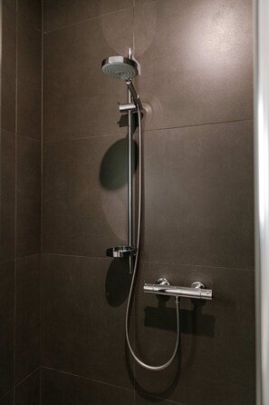 Apartament | 2 dormitoris i Internet 