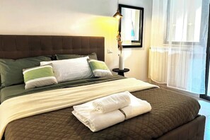 1 bedroom, iron/ironing board, free WiFi, bed sheets - Apartment with Balcony, Parking and WiFi (Perugia)