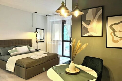 Apartment with Balcony, Parking and WiFi