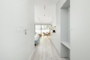 Studio, Balcony, Lakeside | Living room - Sea&lake Studio With Parking by Renters (Mielno)