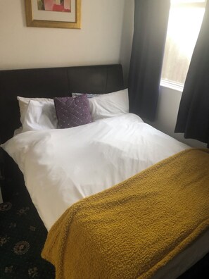 Family Quadruple Room, Garden View | Bed sheets - Northern pearl (Blackpool)