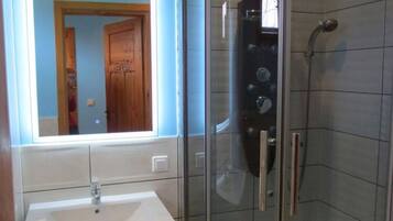 House | Bathroom