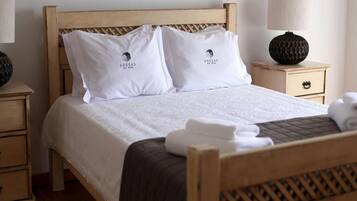 House | 2 bedrooms, individually furnished, bed sheets