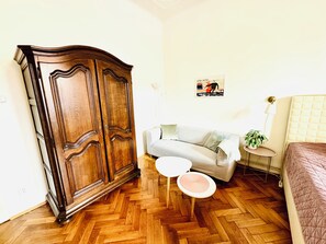 Apartamento | 2 quartos, Wi-Fi de cortesia