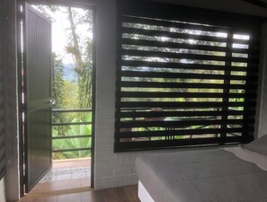 1 bedroom, desk, free WiFi, bed sheets