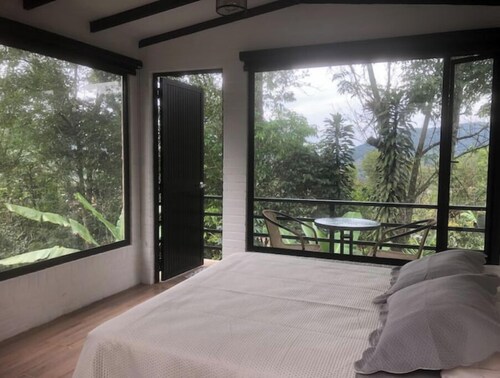 Tahiti Cabin, Enjoy Nature