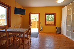 Apartment | Dining