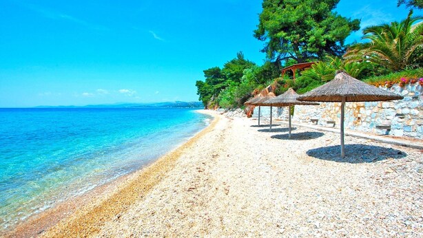 Apartment | Water view - Apartment in Elia Beach With a Shared Pool (Sithonia)