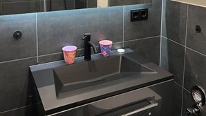 Apartment | Bathroom - Ferienwohnung mit Meerblick in Wyk auf Foehr (Wyk auf Foehr)