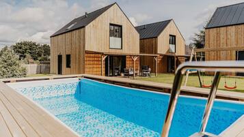 House | Pool