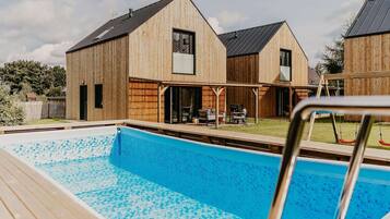House | Pool
