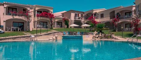Apartment | Pool