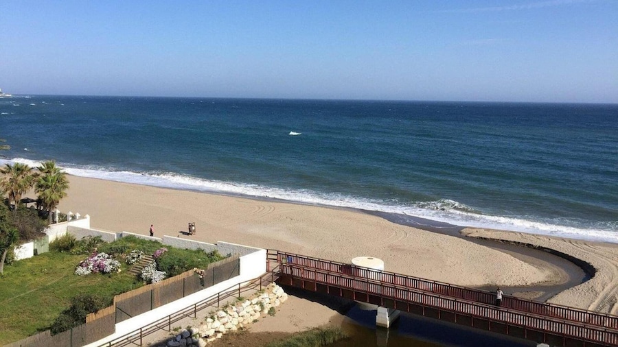 Apartment Directly on the Boulevard of La Cala