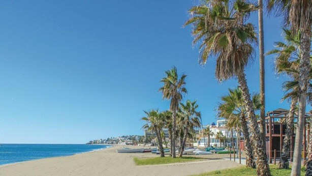 Unclassified image, 1 of 16, button - Apartment Directly on the Boulevard of La Cala (Mijas)