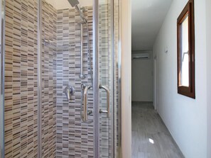 Apartment | Badezimmer | Dusche
