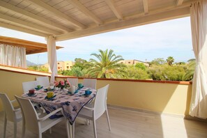Apartment | Speisen im Freien