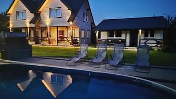 House | Pool | Outdoor pool
