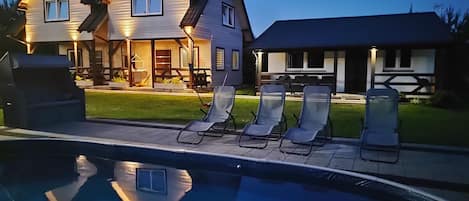 House | Pool | Outdoor pool