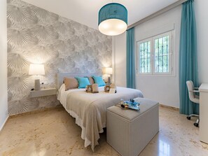 Villa | 4 chambres, ameublement personnalisé