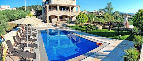 Villa | Pool