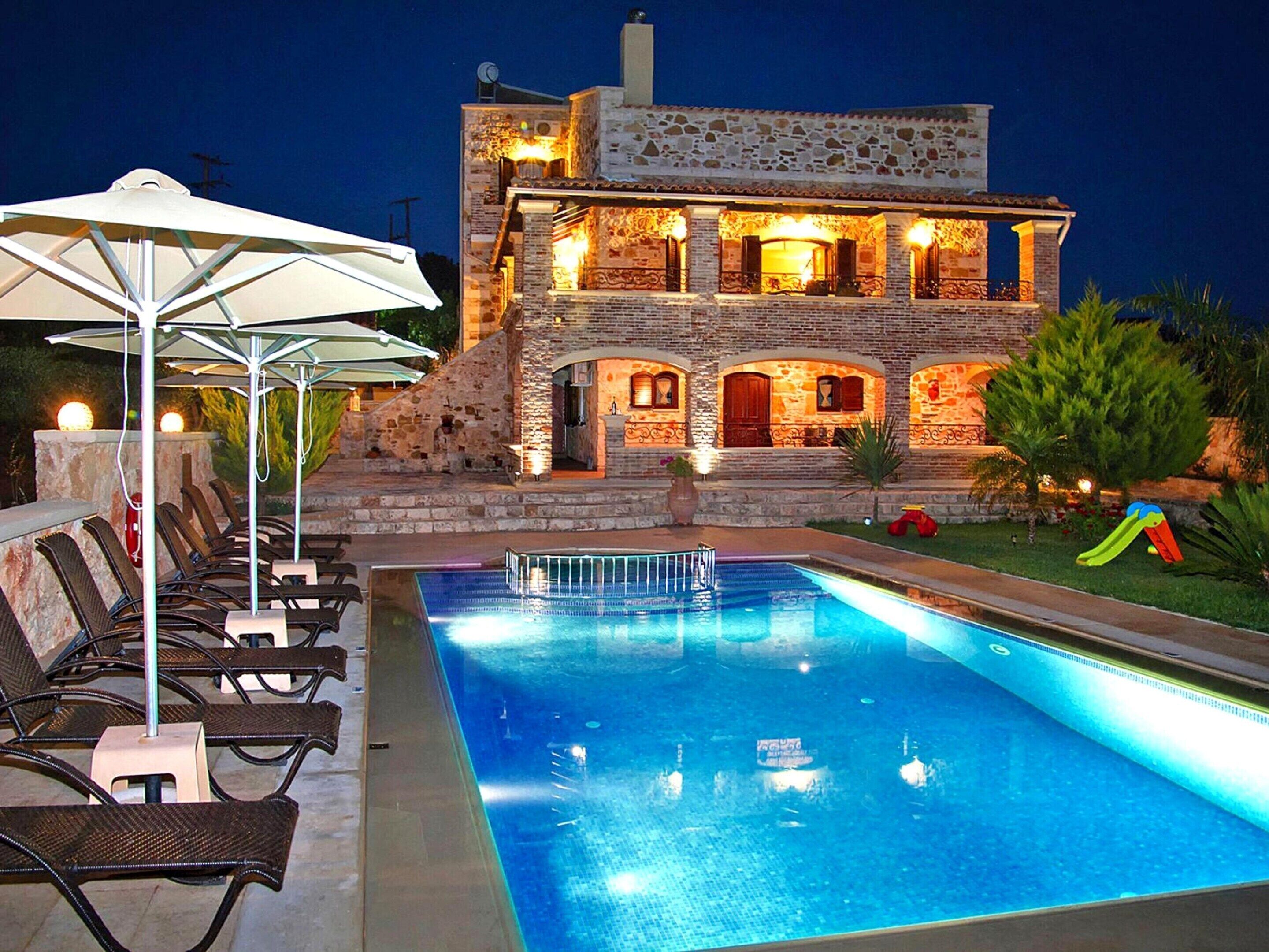 Villa | Exterior