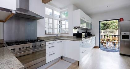 A North London Novelty