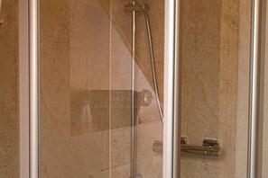 House | Bathroom