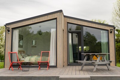 자연 속의 코티지, 필와