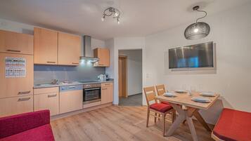 Apartment | Private kitchen | Electric kettle, high chair