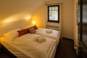 House | 2 bedrooms, individually furnished