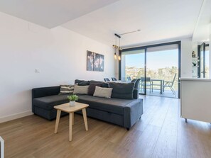 Apartment | Living room - Modern Apartment With Lake Views (Mijas)