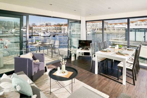 Mobile Home | Dining - Hausboot in Boltenhagen (Boltenhagen)