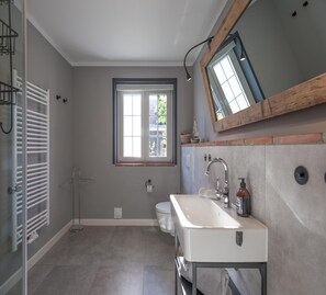 Apartment | Bathroom - Charmante und Hyggelige Ferienwohnung mit Kamin (Aventoft)