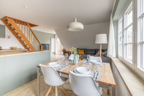 Apartment | Dining - Charmante Ferienwohnung in St. Peter-ording (St. Peter-Ording)