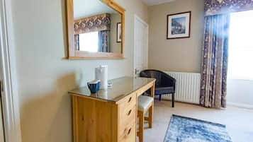 Iron/ironing board, free WiFi