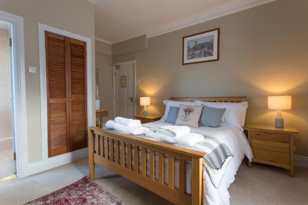 Iron/ironing board (on request), WiFi (free)