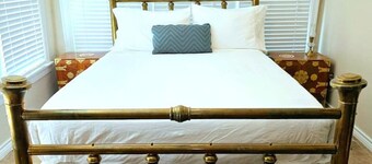 Craftsman by Downtown Uvalde