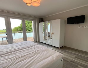 Apartment | 2 bedrooms, individually furnished, iron/ironing board - Ferienwohnung Inselresort James Cook auf Fehmarn (Fehmarn)