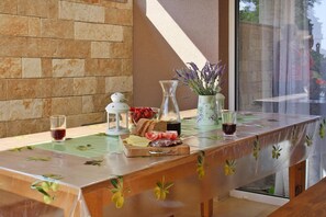 House | Dining
