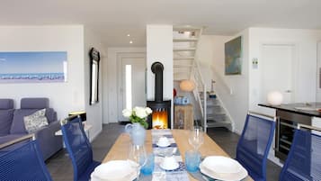 House | Dining